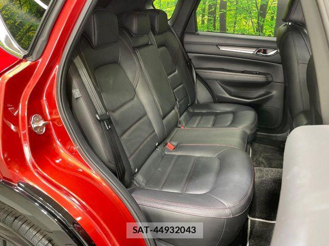 Mazda CX-5 2022-02 8158246-9