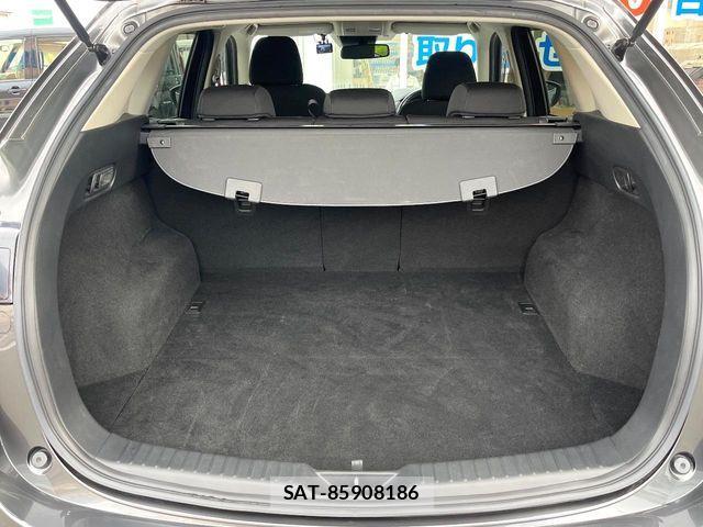 Mazda CX-5 2018-03 8207154-9