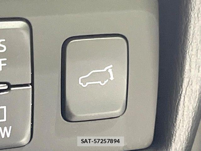 Mazda CX-5 2022-09 8207143-5