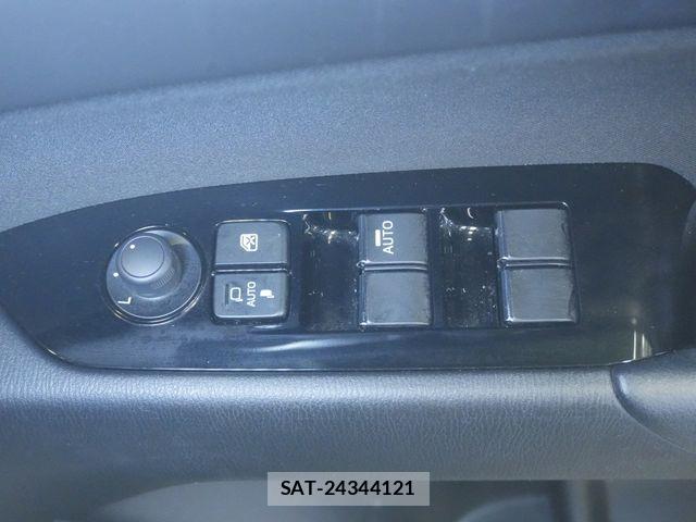 Mazda CX-5 2017-08 8207156-17