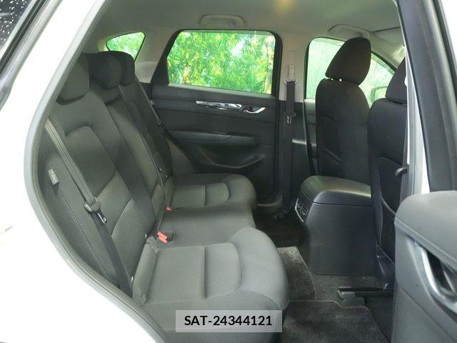 Mazda CX-5 2017-08 8207156-24
