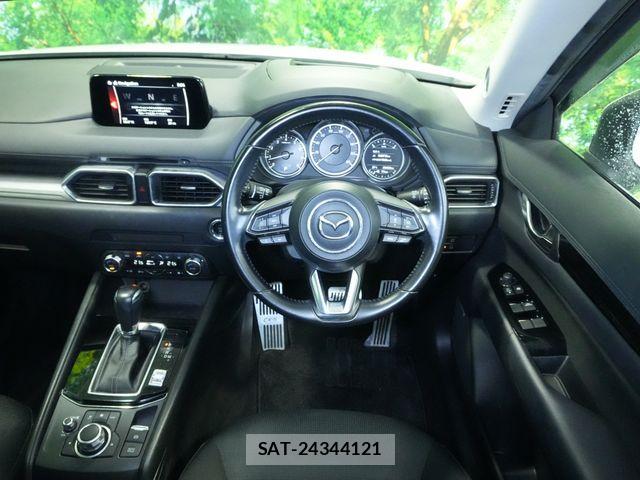Mazda CX-5 2017-08 8207156-6