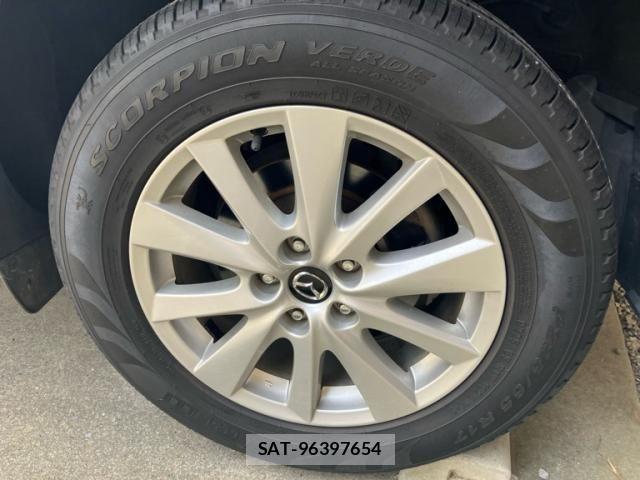 Mazda CX-5 2013-06 8207164-9