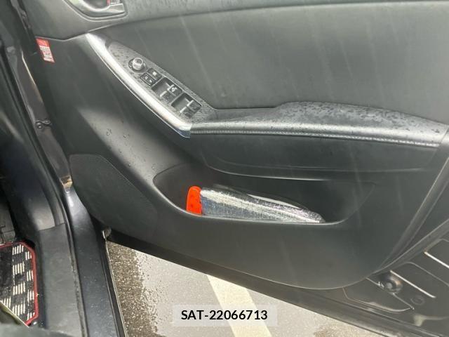 Mazda CX-5 2016-01 8207169-11