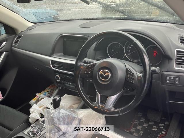 Mazda CX-5 2016-01 8207169-13