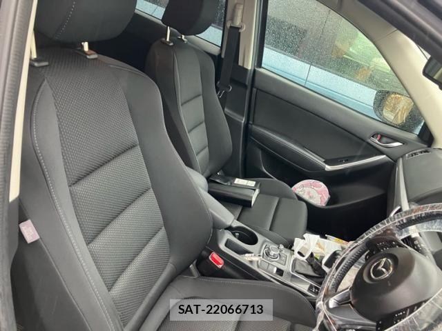 Mazda CX-5 2016-01 8207169-23