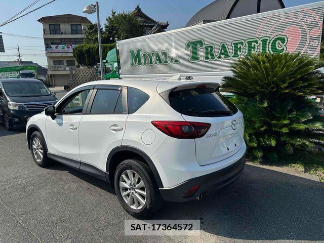 Mazda CX-5 2016-02 8207162-3