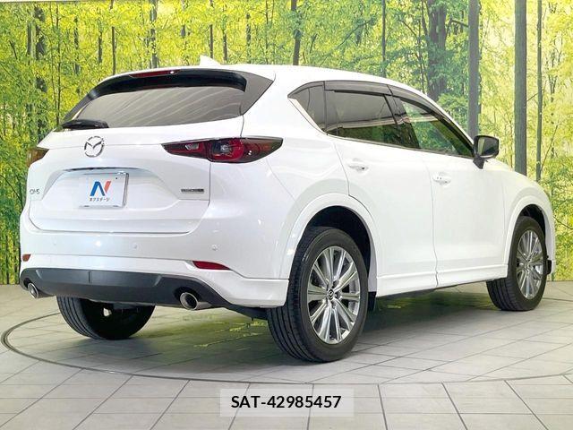 Mazda CX-5 2022-09 8207138-16
