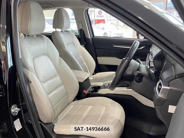 Mazda CX-5 2018-06 8207144-9