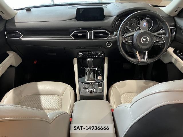 Mazda CX-5 2018-06 8207144-1