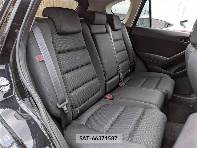 Mazda CX-5 2015-04 8244988-9