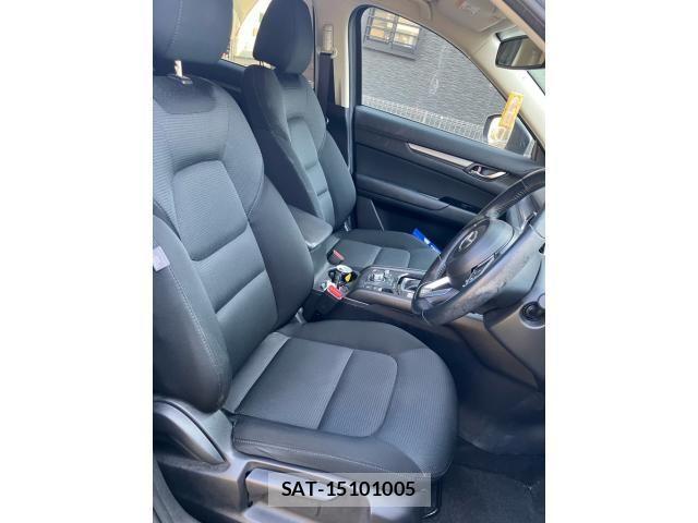 Mazda CX-5 2017-02 8244984-13