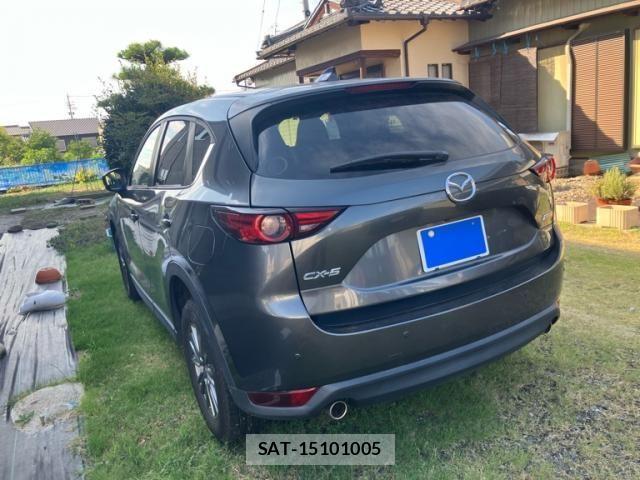 Mazda CX-5 2017-02 8244984-3