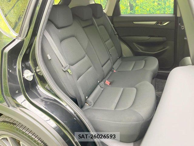 Mazda CX-5 2018-03 8244980-8