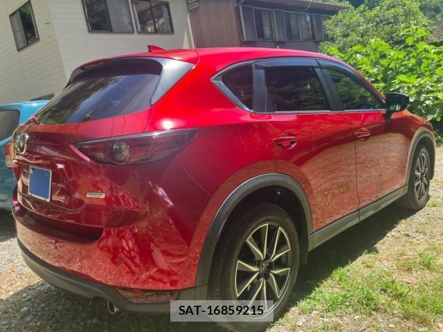 Mazda CX-5 2017-08 8314054-3