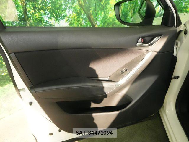Mazda CX-5 2016-01 8314061-23