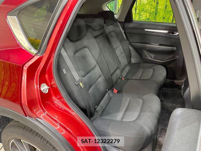 Mazda CX-5 2018-03 8314053-8