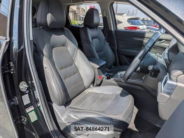 Mazda CX-5 2017-03 8314051-8