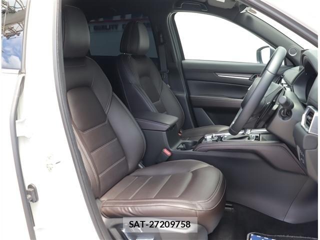 Mazda CX-5 2023-12 8314030-4