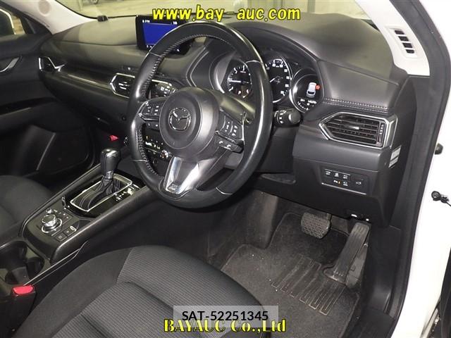 Mazda CX-5 2019-02 8313434-3