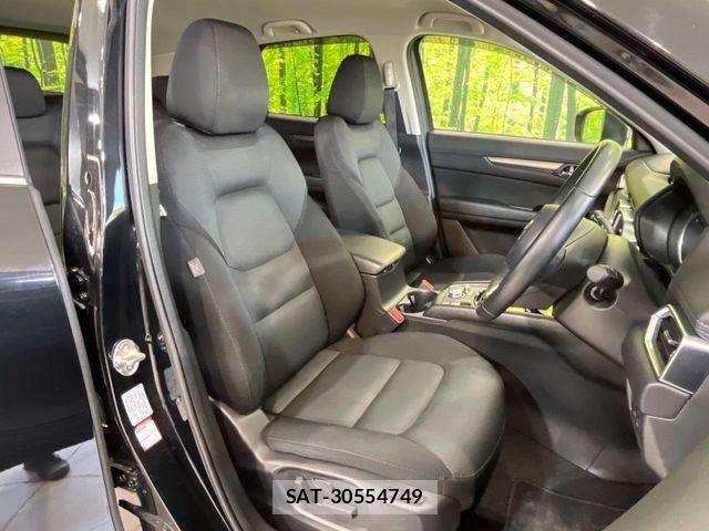 Mazda CX-5 2019-06 8314043-7