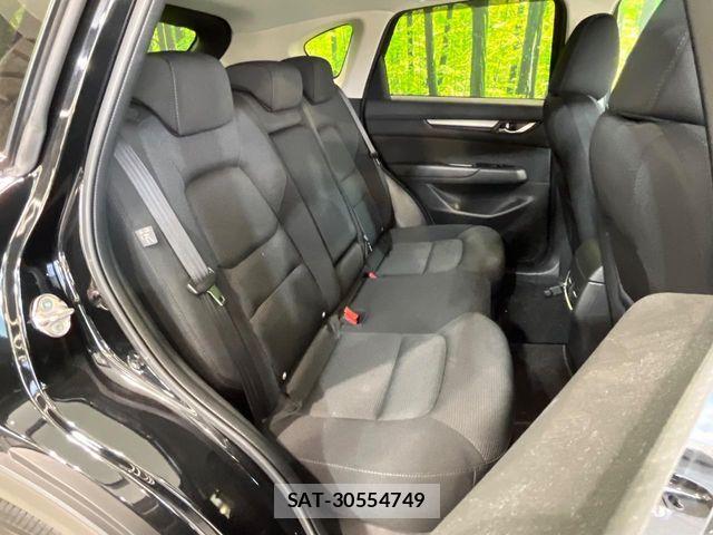 Mazda CX-5 2019-06 8314043-8