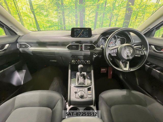 Mazda CX-5 2018-09 8314049-1