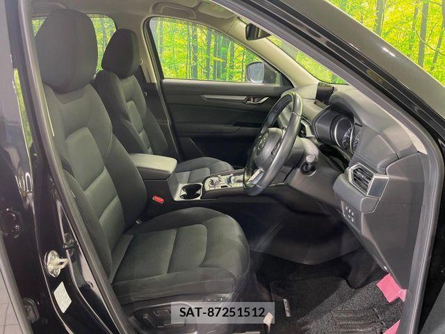 Mazda CX-5 2018-09 8314049-7