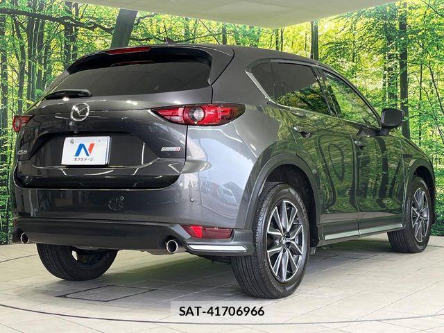 Mazda CX-5 2017-04 8314055-17