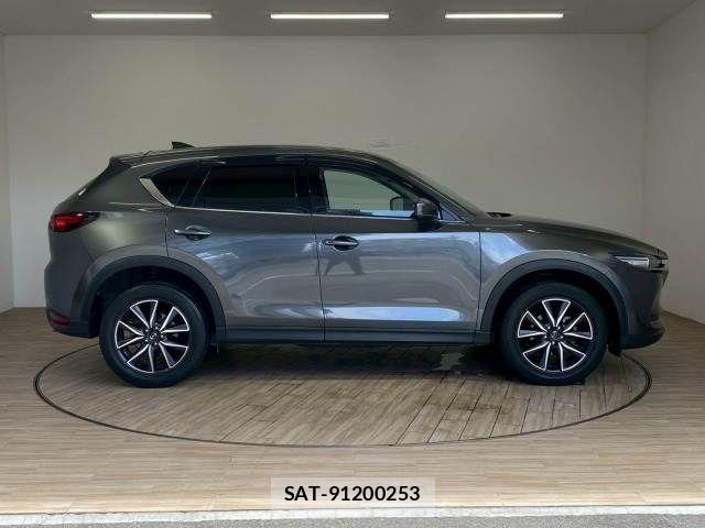 Mazda CX-5 2018-03 8335460-16
