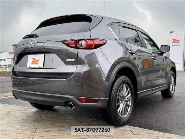 Mazda CX-5 2017-11 8335476-14