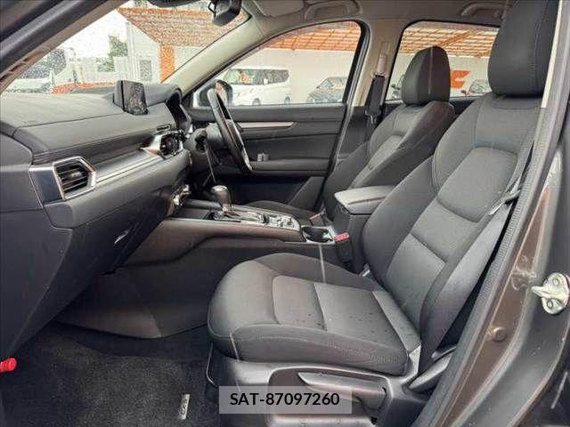 Mazda CX-5 2017-11 8335476-16