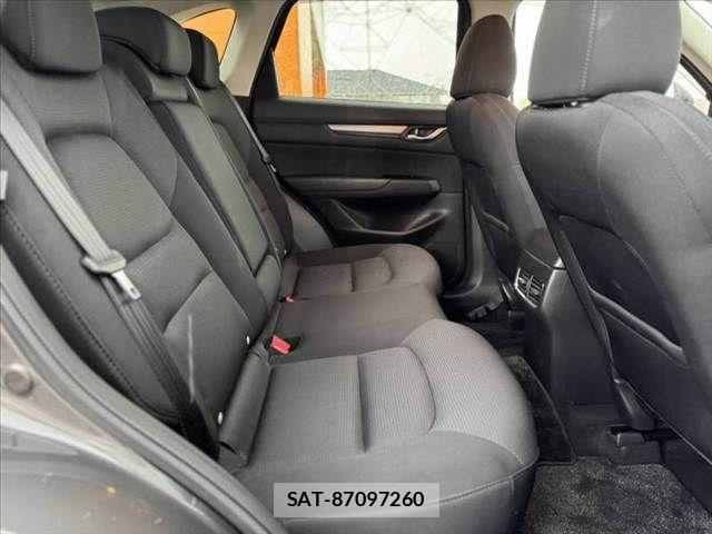 Mazda CX-5 2017-11 8335476-18
