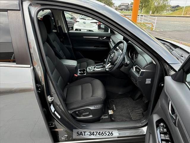 Mazda CX-5 2020-03 8335462-15