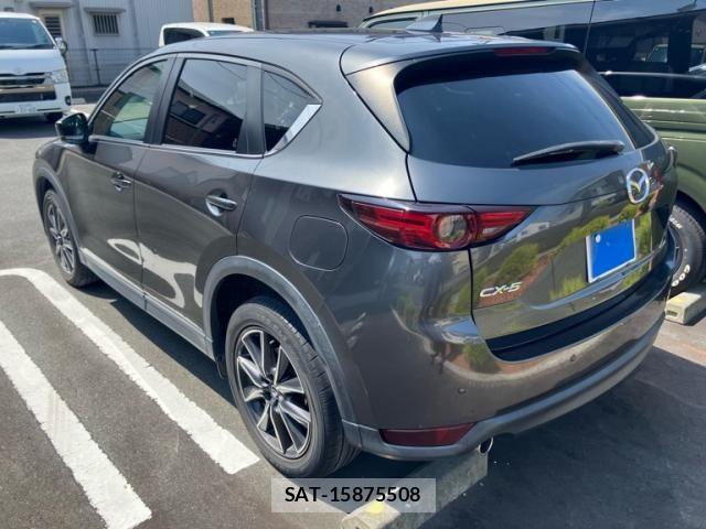 Mazda CX-5 2017-07 8335481-2