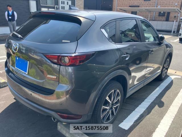 Mazda CX-5 2017-07 8335481-3