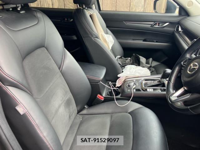 Mazda CX-5 2022-07 8335454-9