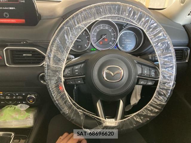 Mazda CX-5 2018-09 8354281-20