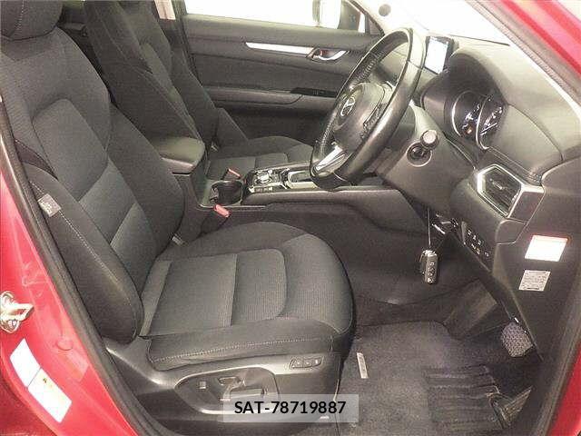 Mazda CX-5 2019-02 8321825-3