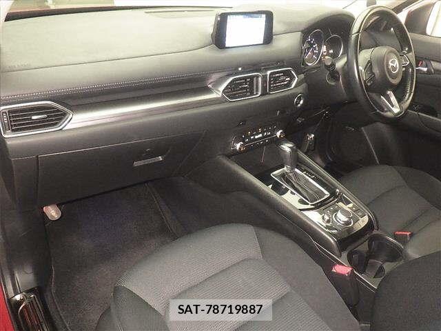 Mazda CX-5 2019-02 8321825-7