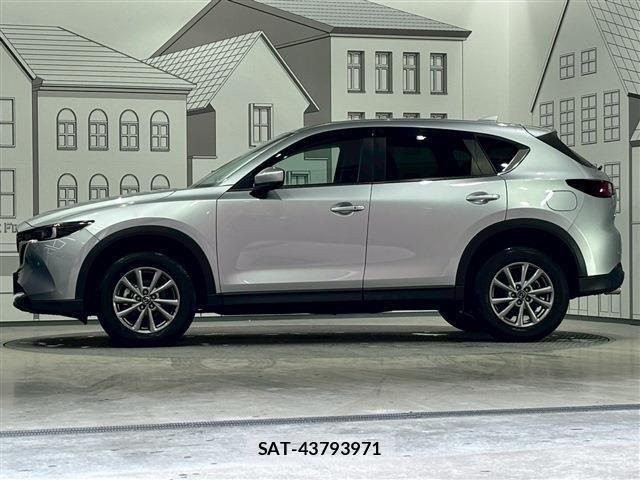 Mazda CX-5 2022-08 8365377-3