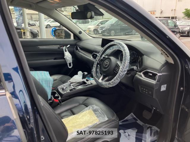 Mazda CX-5 2017-10 8365388-9