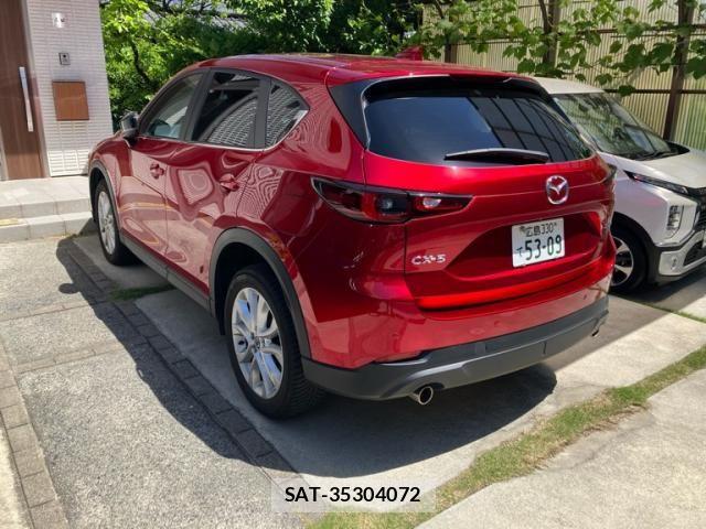 Mazda CX-5 2022-05 8411875-1