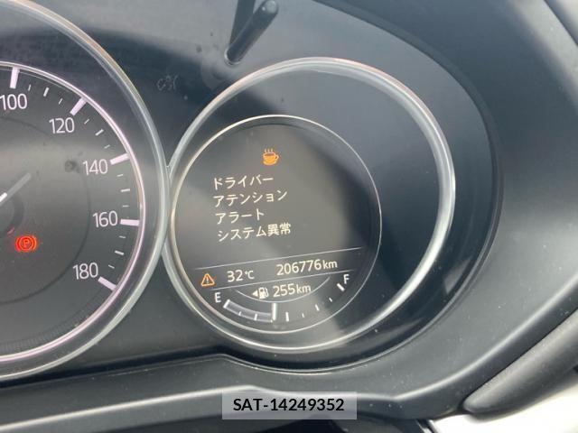 Mazda CX-5 2017-08 8411880-14