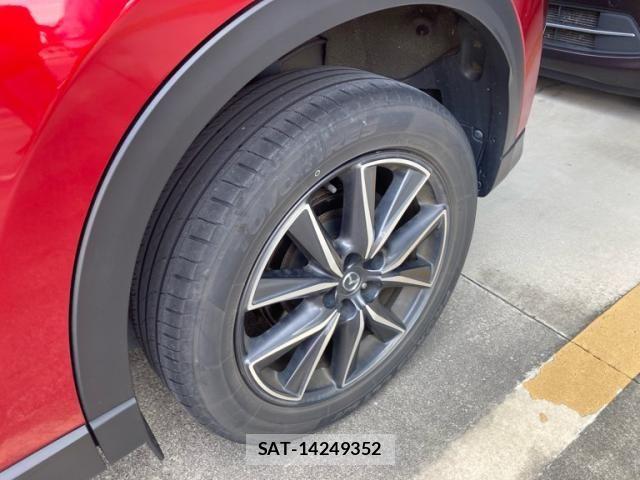 Mazda CX-5 2017-08 8411880-4