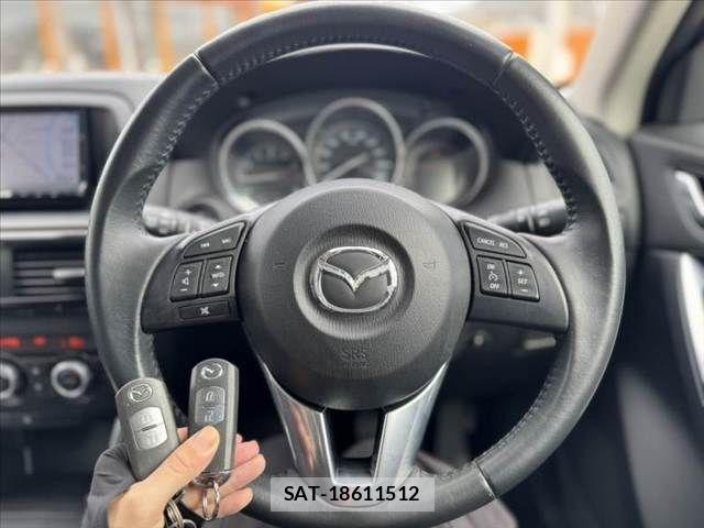 Mazda CX-5 2014-09 8411882-4