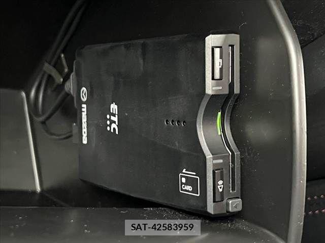 Mazda CX-5 2021-09 8411878-6