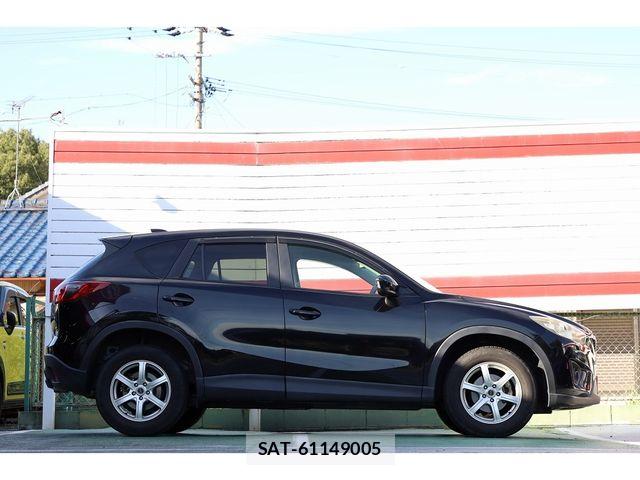 Mazda CX-5 2013-06 8411893-7