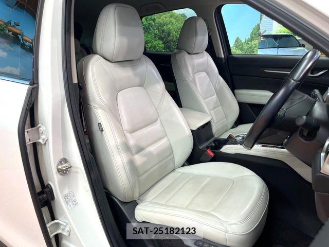 Mazda CX-5 2019-10 8438050-8
