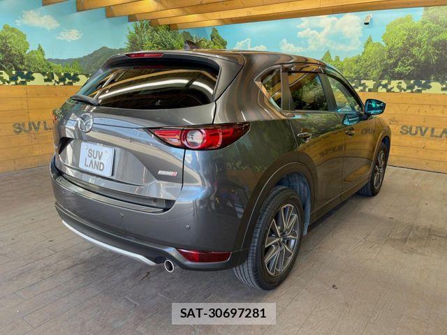 Mazda CX-5 2017-11 8438056-16